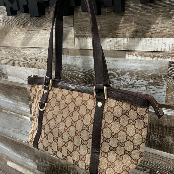 Gucci Handbags - GUCCI CANVAS SHOULDER BAG